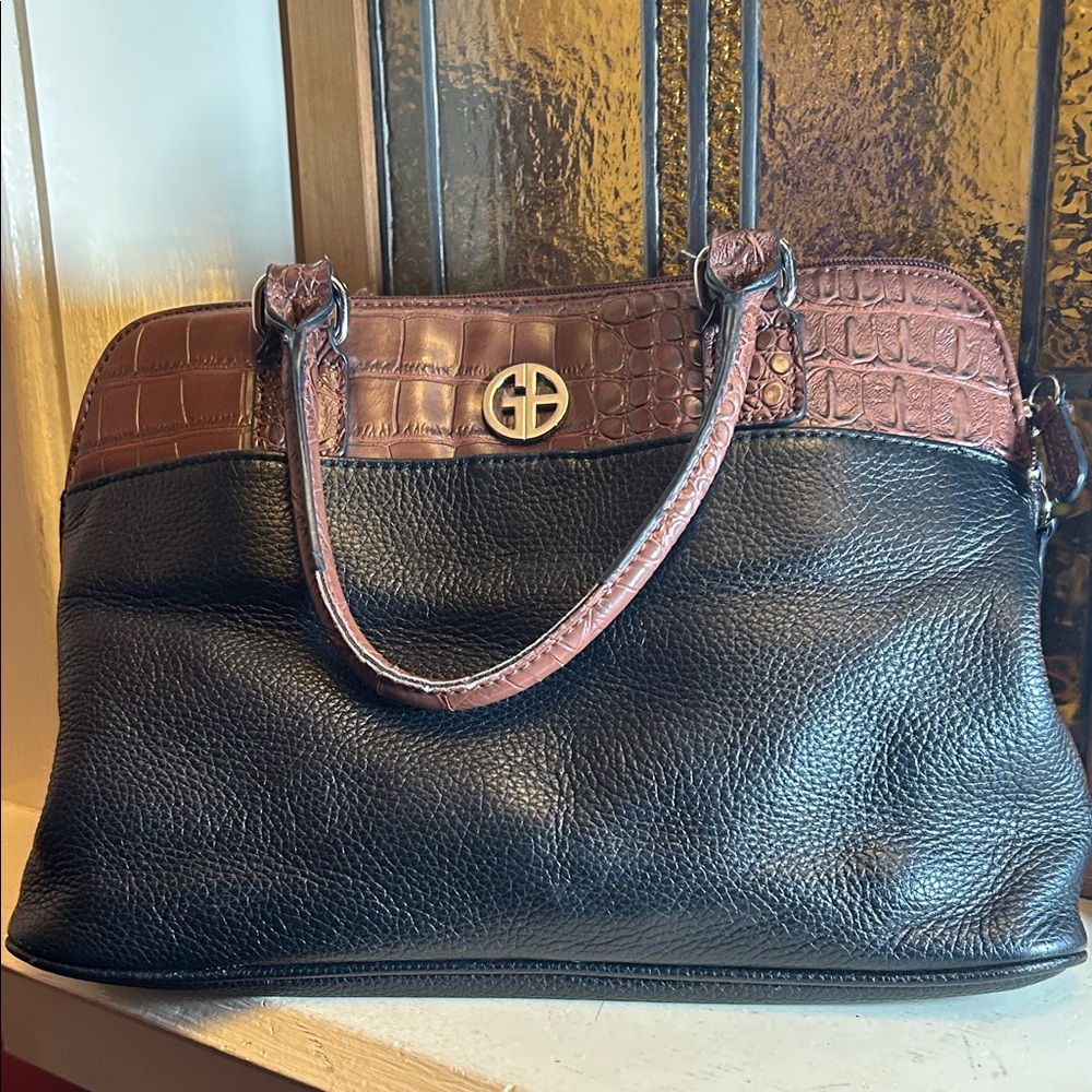 Giani Bernini Black and Brown Croc-Embossed Shoulder Bag